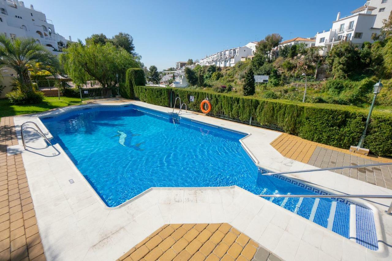 Jardines De Burriana 13 Menyber Lägenhet Nerja Exteriör bild