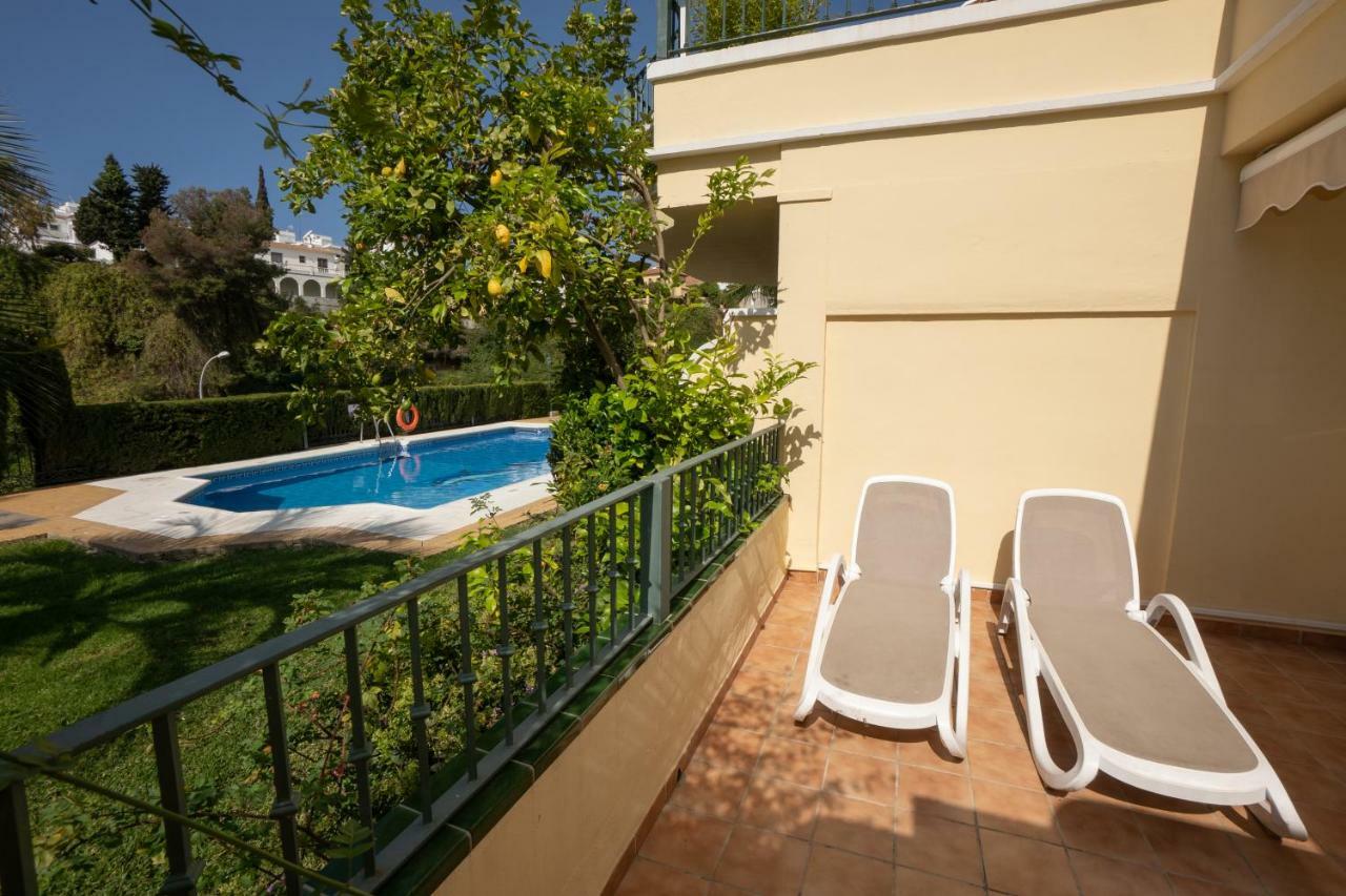 Jardines De Burriana 13 Menyber Lägenhet Nerja Exteriör bild
