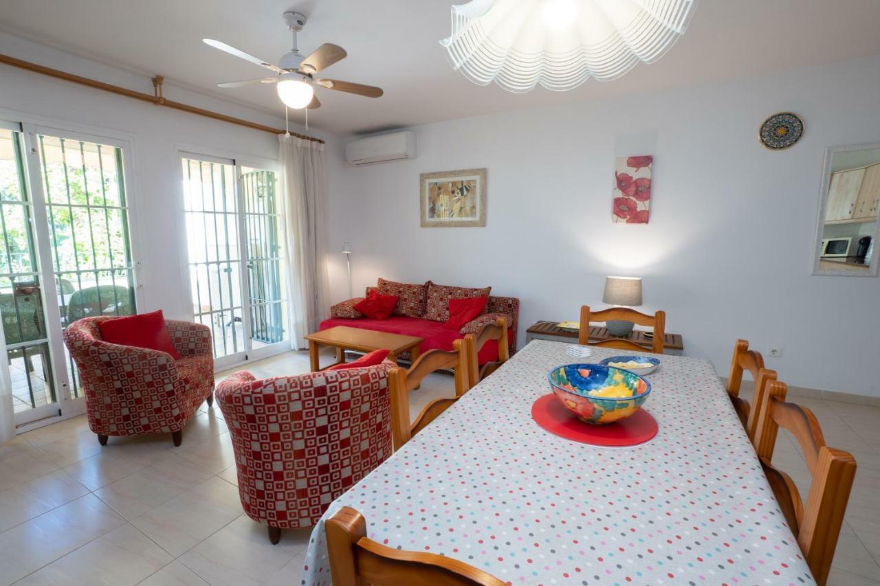 Jardines De Burriana 13 Menyber Lägenhet Nerja Exteriör bild